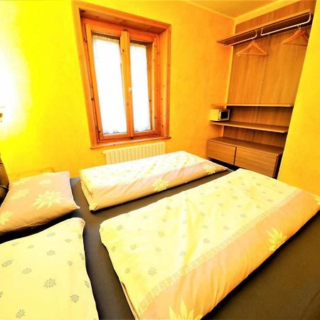 Residence Casa Longa By Livigno Accomodation Δωμάτιο φωτογραφία