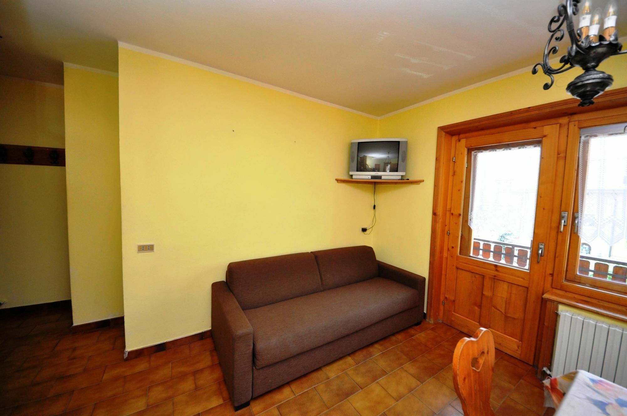 Residence Casa Longa By Livigno Accomodation Εξωτερικό φωτογραφία