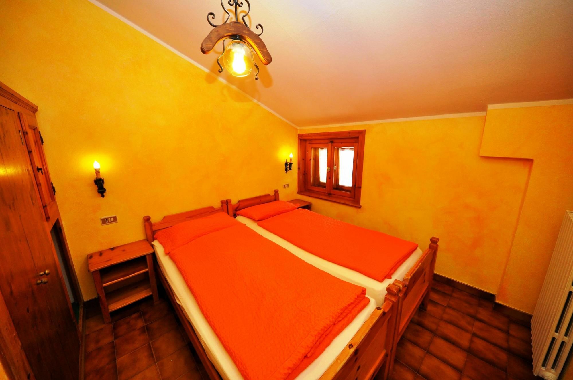 Residence Casa Longa By Livigno Accomodation Εξωτερικό φωτογραφία