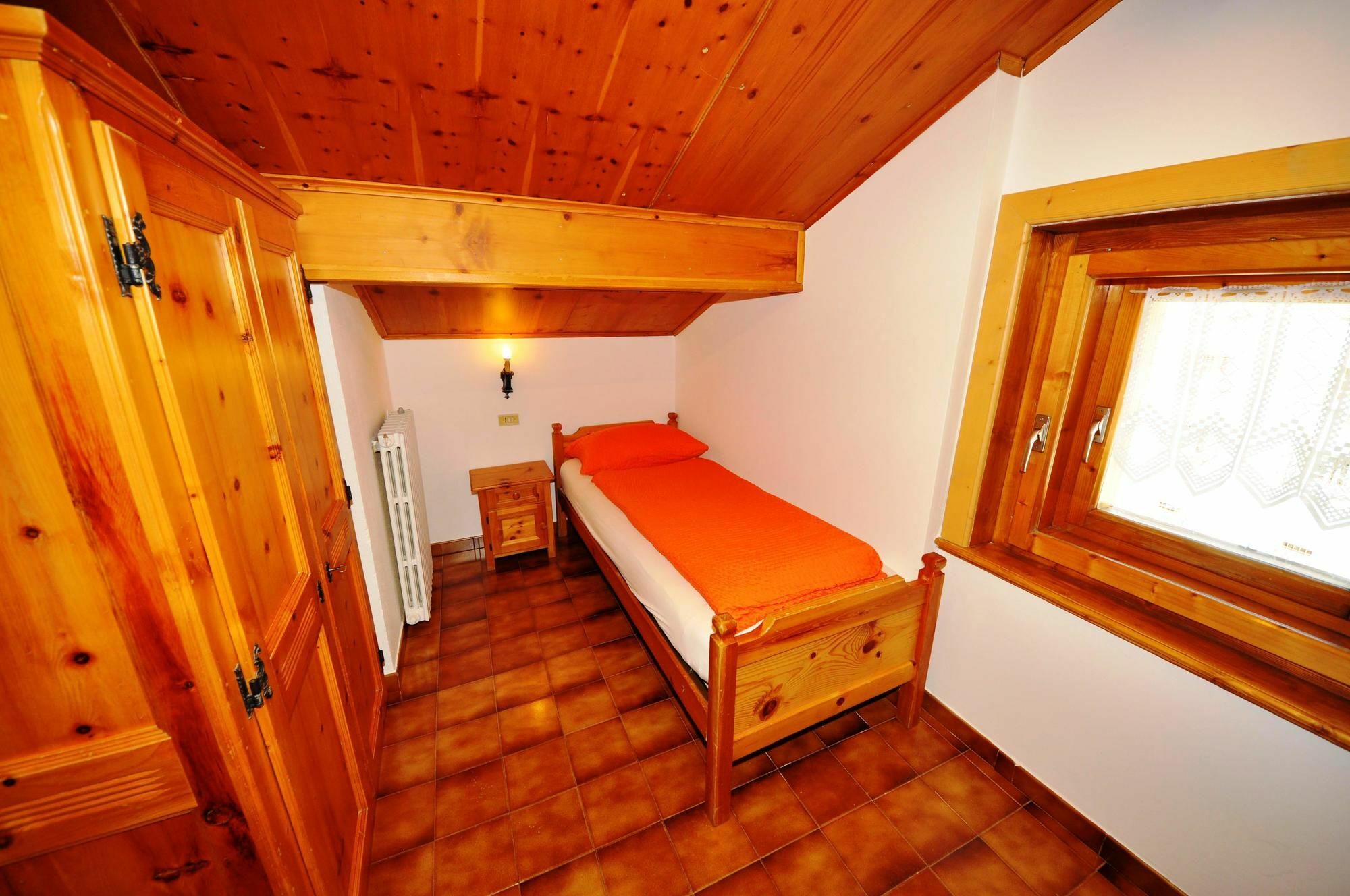 Residence Casa Longa By Livigno Accomodation Εξωτερικό φωτογραφία