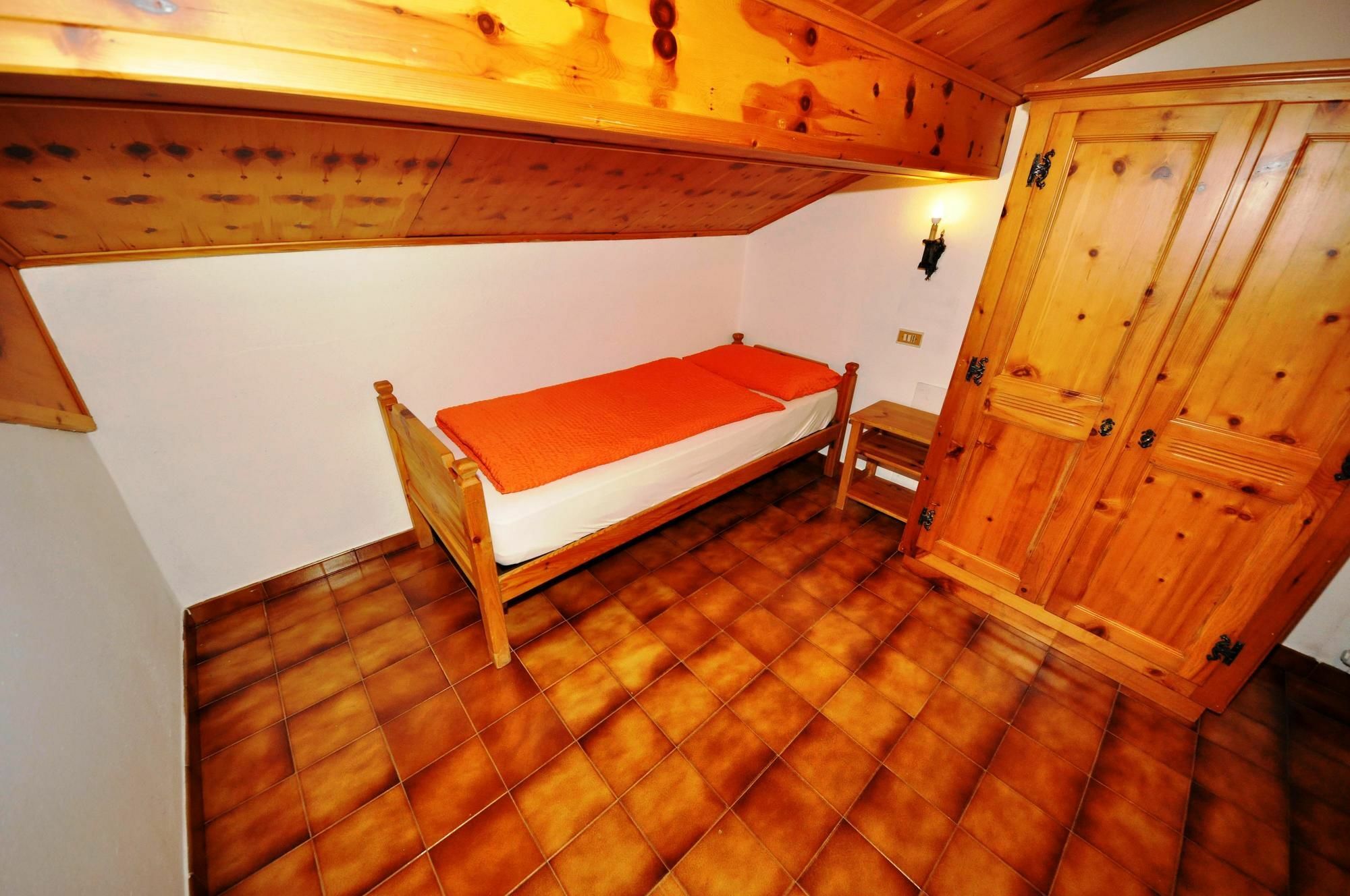 Residence Casa Longa By Livigno Accomodation Εξωτερικό φωτογραφία