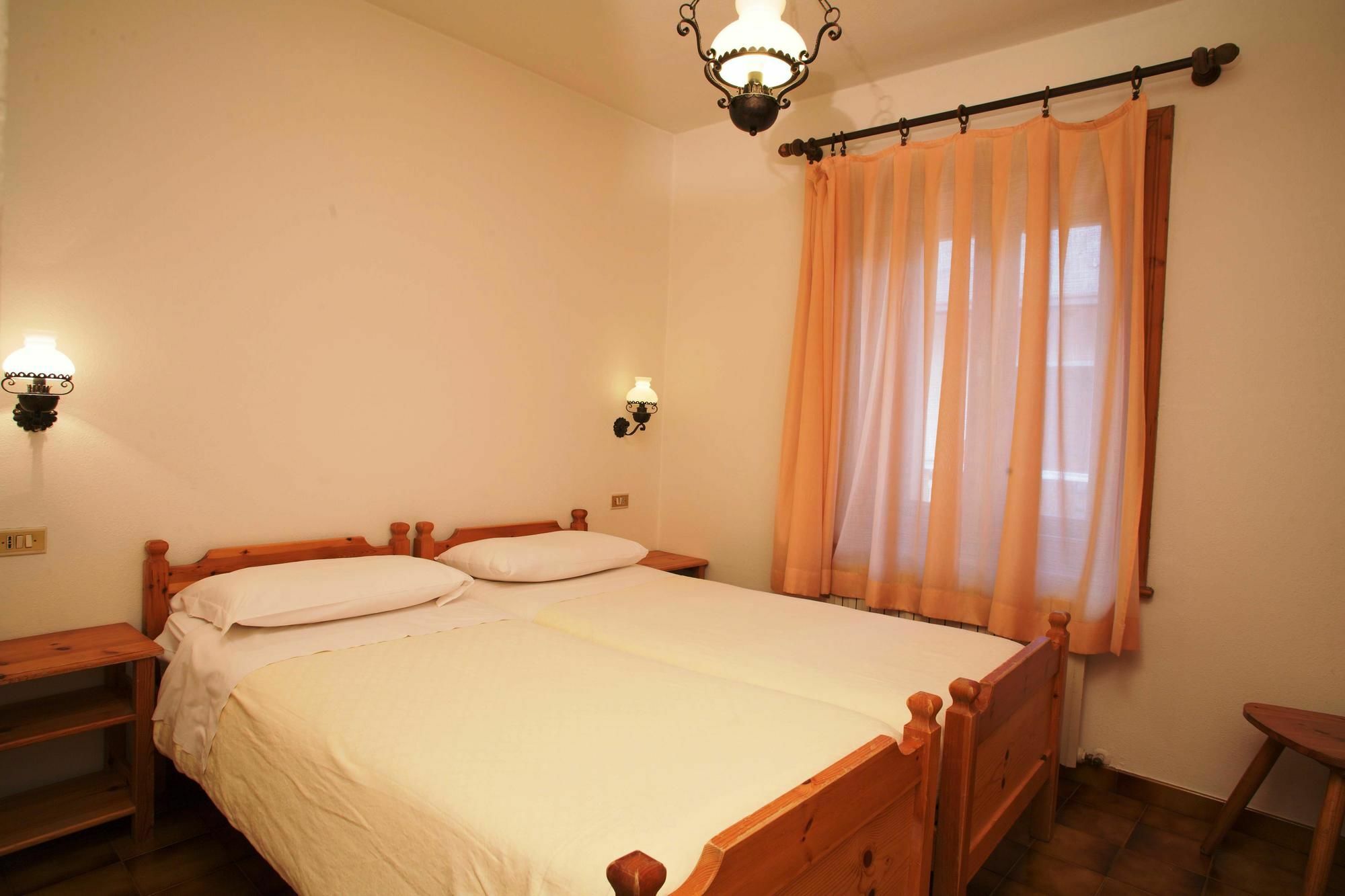 Residence Casa Longa By Livigno Accomodation Εξωτερικό φωτογραφία
